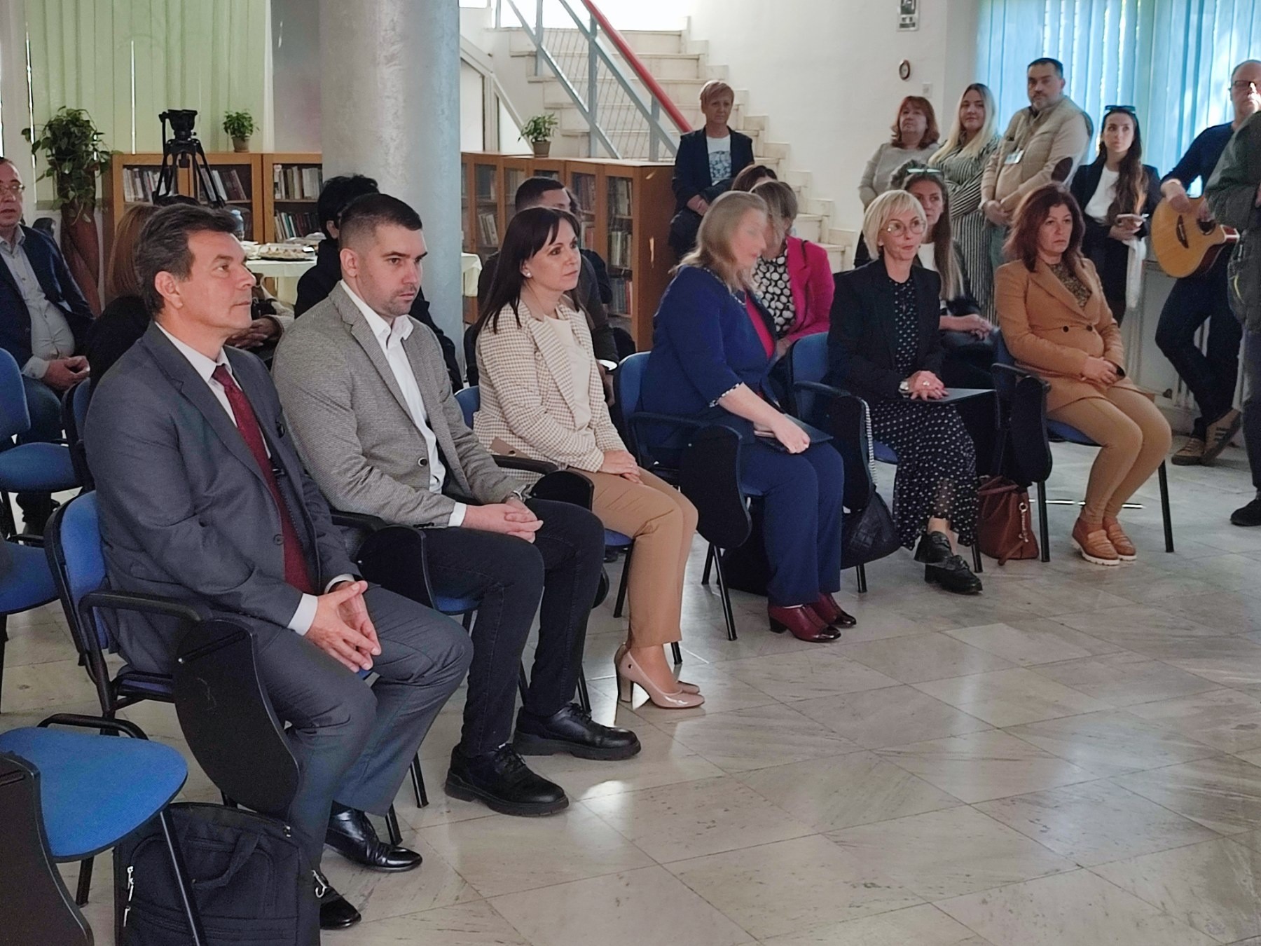 Свечано отворен реновирани простор библиотеке