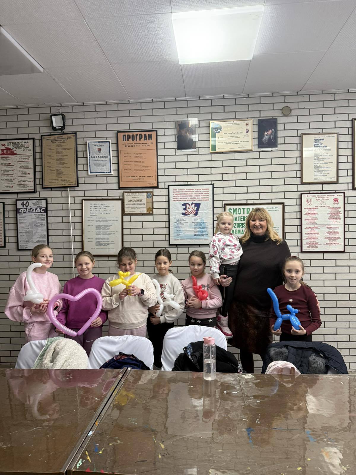 Буди део приче