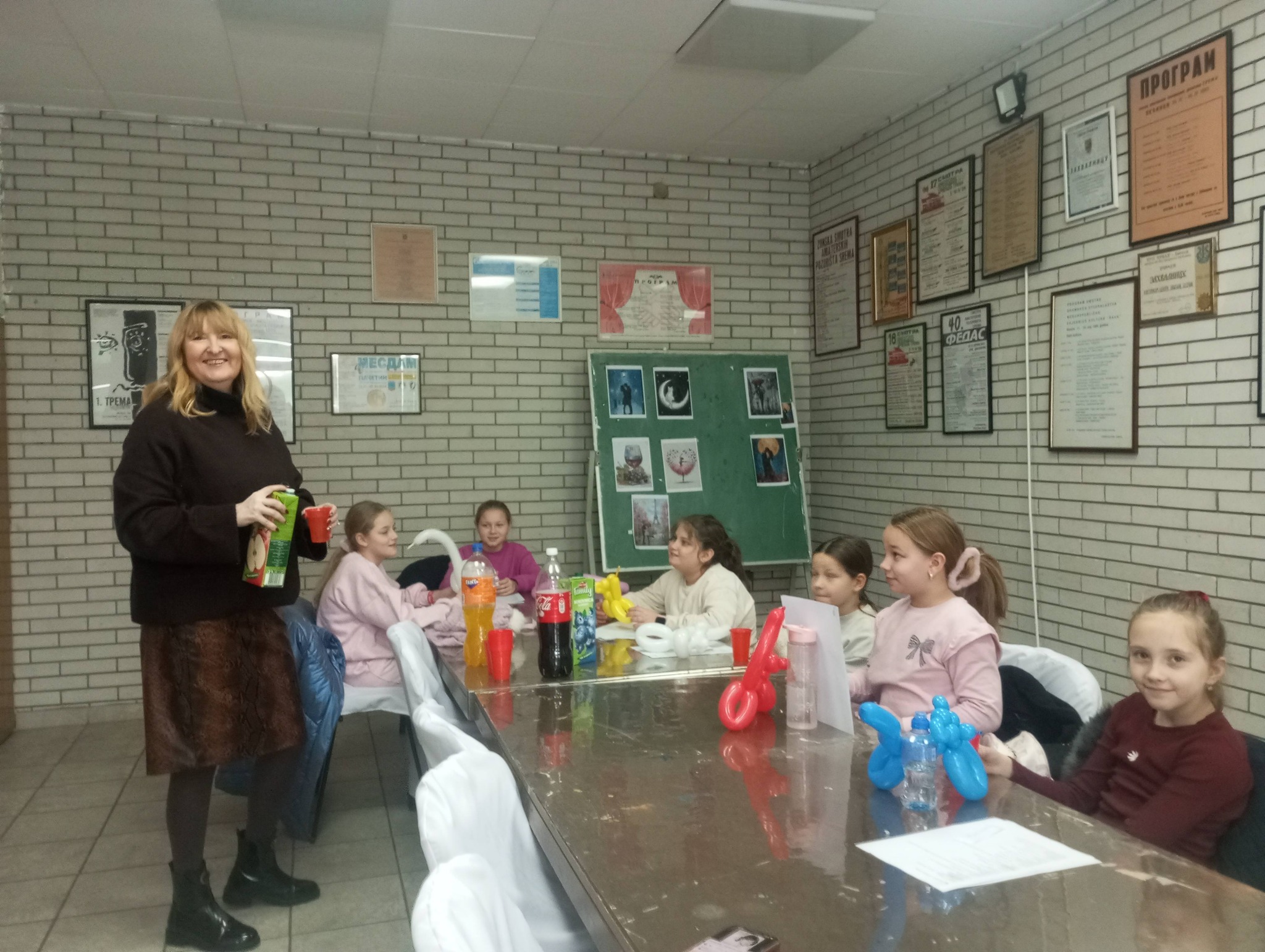 Буди део приче